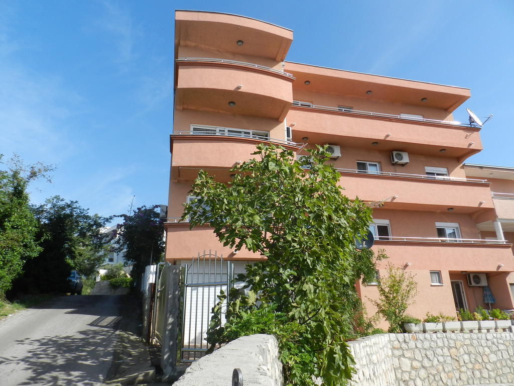 Apartments Baja Ulcinj Exterior photo