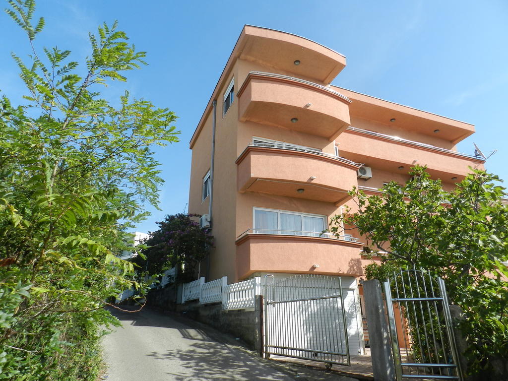 Apartments Baja Ulcinj Exterior photo